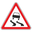 Дорожный знак 1.15 «Скользкая дорога» (металл 0,8 мм, II типоразмер: сторона 900 мм, С/О пленка: тип А коммерческая)